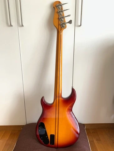 Yamaha BB2000s Medium Scale
