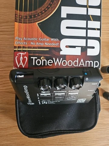 ToneWood Amp Multi-effect for acoustic guitar without amplifier