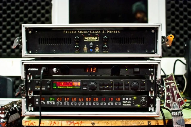 Mesa Boogie Stereo Simul-Class 2:Ninety™ and Triaxis
