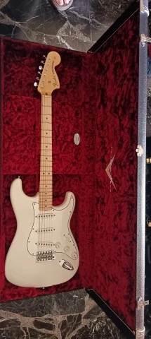 Fender Stratocaster Custon 70s USA