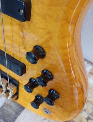Odyssey Bass