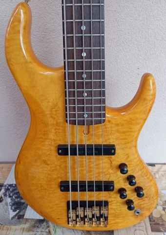 Odyssey Bass