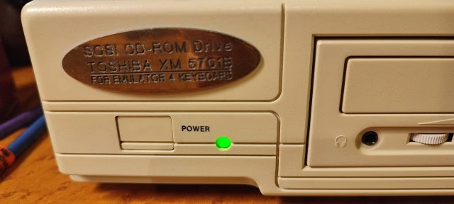 EMULATOR EMU4XT ULTRA σαν καινούργιο τέλεια κατάσταση με τη ζελατίνα στην οθόνη