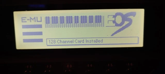 EMULATOR EMU4XT ULTRA σαν καινούργιο τέλεια κατάσταση με τη ζελατίνα στην οθόνη