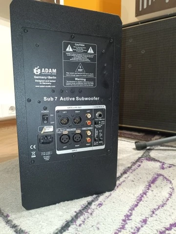 Adam Audio Sub7