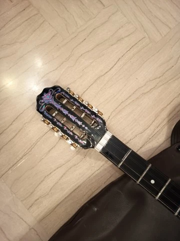 Bouzouki