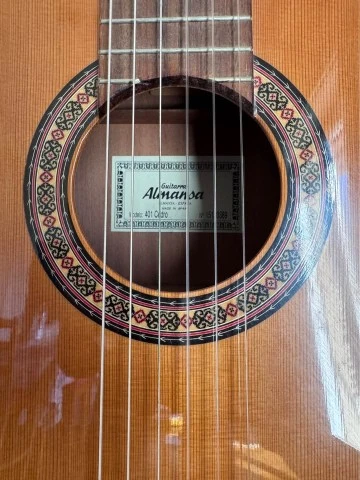 Almansa MOD 401 CEDRO