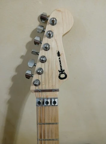 Charvel Pro-Mod San Dimas - Epiphone Matt Heafy Signature Les Paul