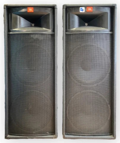 JBL TR225