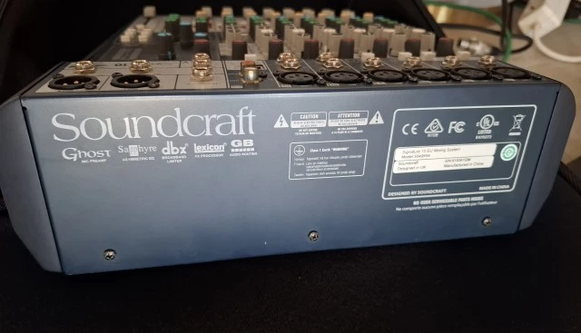 Soundcraft Signature 10