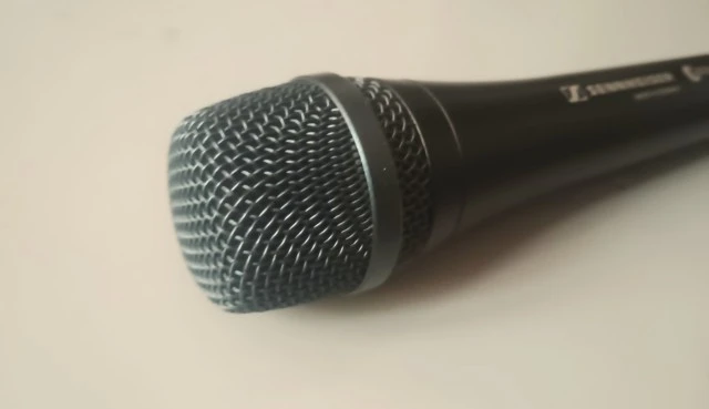 Sennheiser e 945