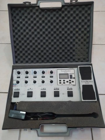 KORG Toneworks AX1000G