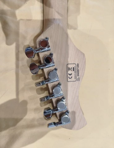 Sire Larry carlton s3