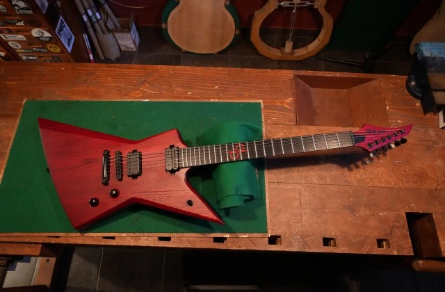 Solar Guitars E2.6ROP+