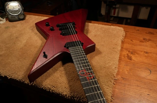 Solar Guitars E2.6ROP+