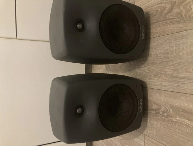 Genelec 8040A