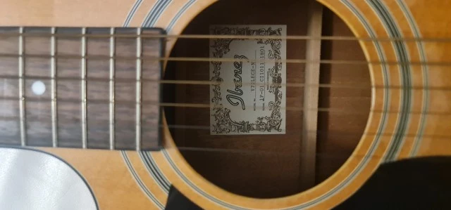 Ibanez V72LECE-NT Αριστερόχειρα