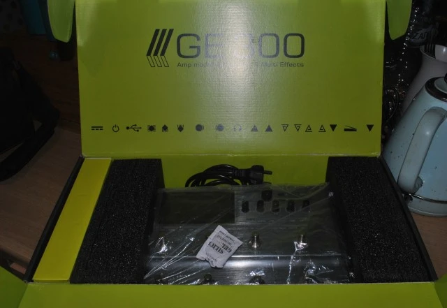 Mooer GE 300