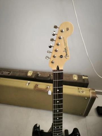 Fender Made in Japan Hybrid II Stratocaster