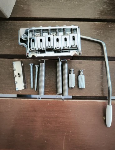 ABM 5200 2-Point Tremolo