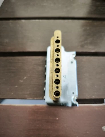 ABM 5200 2-Point Tremolo