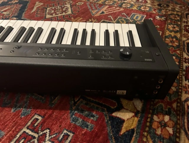 Korg D1