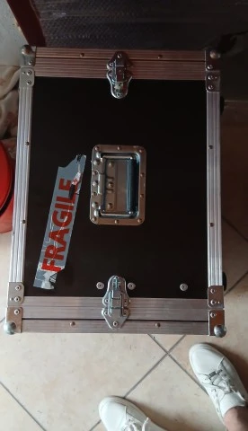 Thon Rack 8U