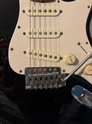 Squier by Fender Bullet Stratocaster Black