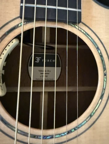 Furch Yellow GC SX Ltd 1/10 Honduras Rosewood LR Baggs Anthem/ CNR