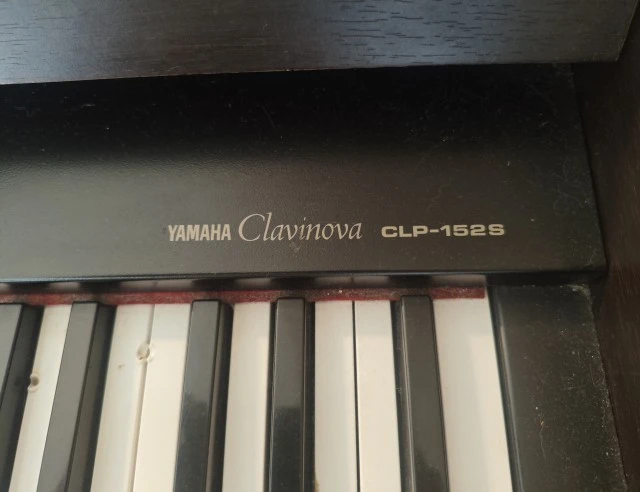 Yamaha Clavinova Clp - 152S