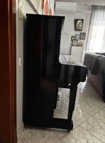 Yamaha U1