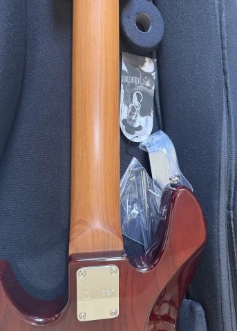 Sire Marcus Miller V8 5-TS