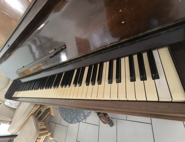 Jesse French and Sons Piano Co. Lagonda