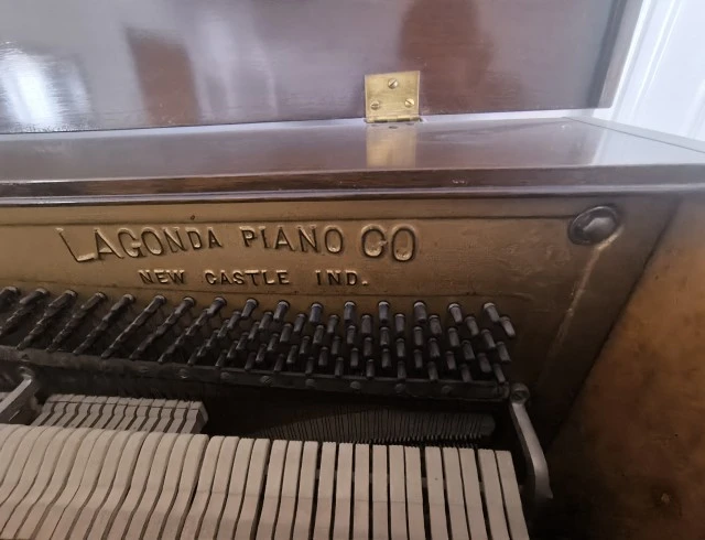 Jesse French and Sons Piano Co. Lagonda