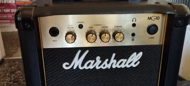 Marshall MG10