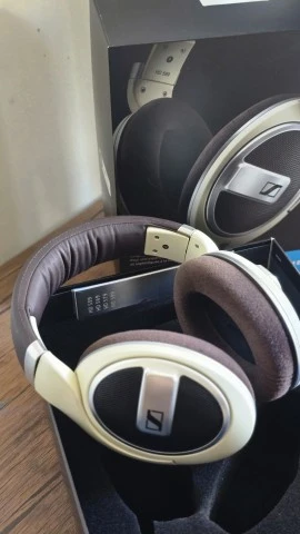 Sennheiser HD 599