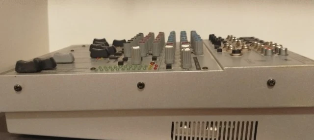 Behringer Eurorack UB1204-PRO