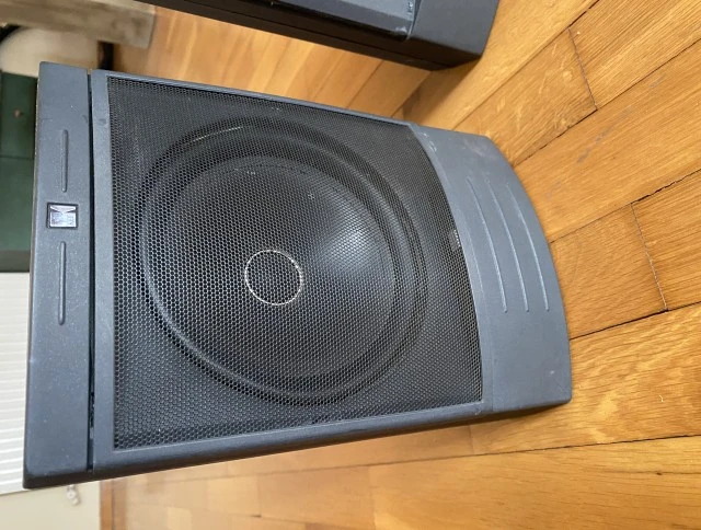 KEF 70s