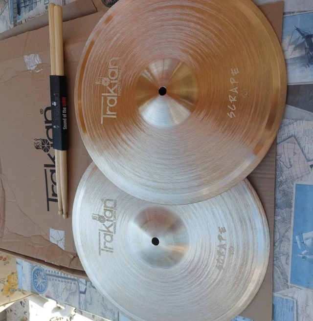 Trakian Hi-Hat 14" Scrape Gold Bell