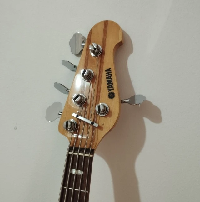 Yamaha BB1025X