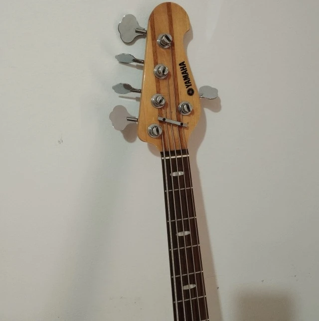 Yamaha BB1025X