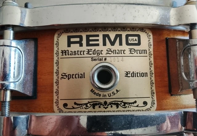 Remo Master Edge snare drum
