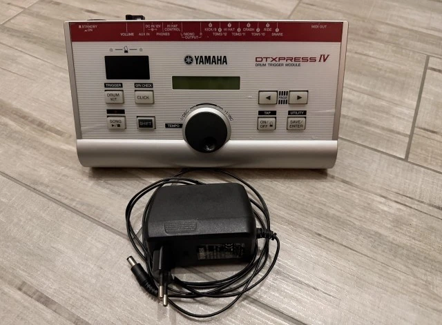 Yamaha DTX Press IV Electronic Drum Module + Power Supply