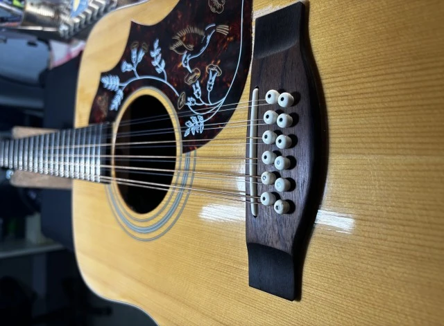 Yamaha FG412 Δωδεκάχορδη
