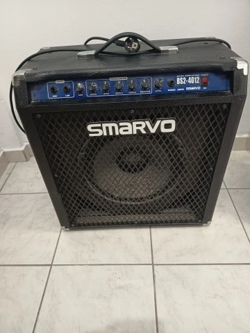 Μπάσο jackson 5 χορδο και smarvo ενισχυτης σε αριστη κατασταση