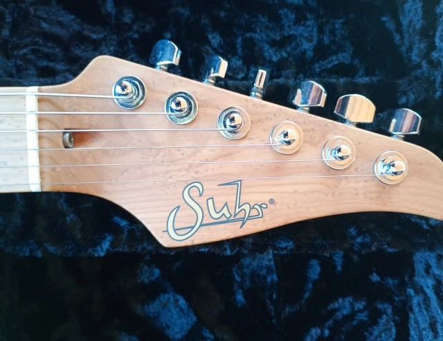 Suhr Classic S