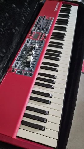 Nord Electro 6D 73
