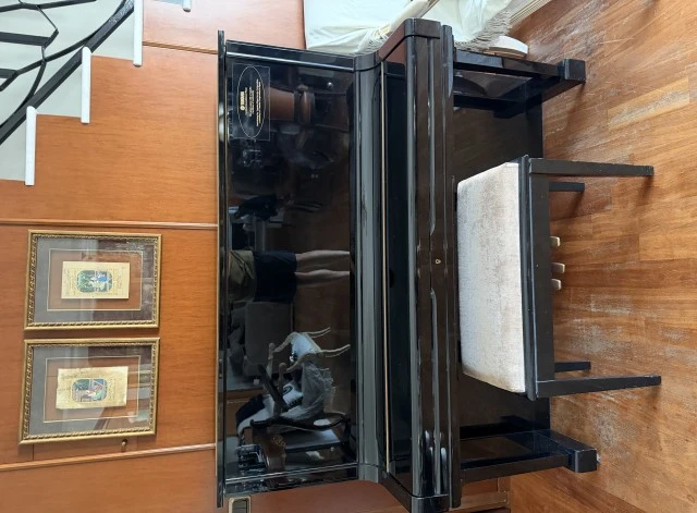 Yamaha U3