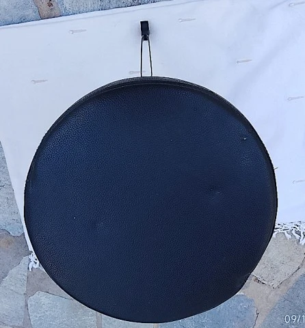 Drum seat (κάθισμα τυμπανιστή)