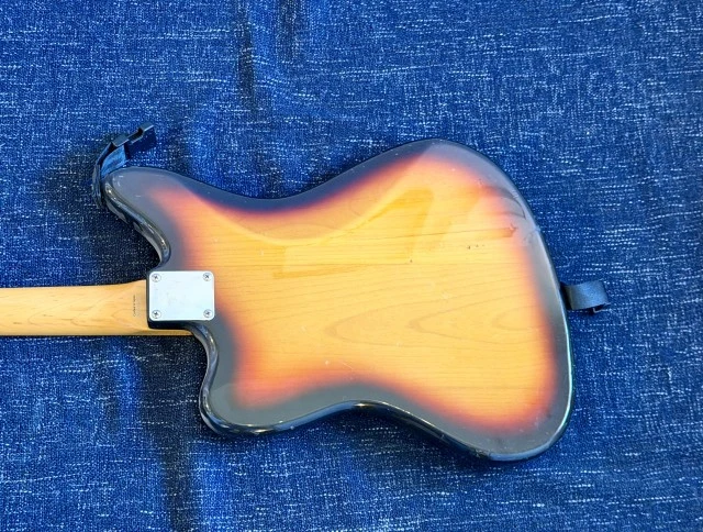Fender Jaguar Kurt Cobain Tribute